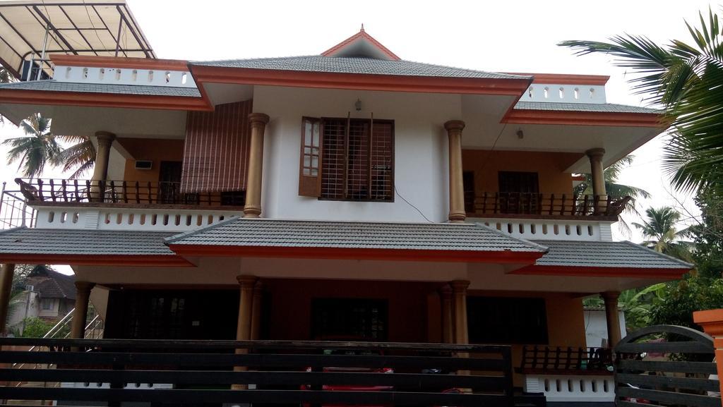 นาพิณฑุ โฮมสเตย์ Alappuzha ภายนอก รูปภาพ